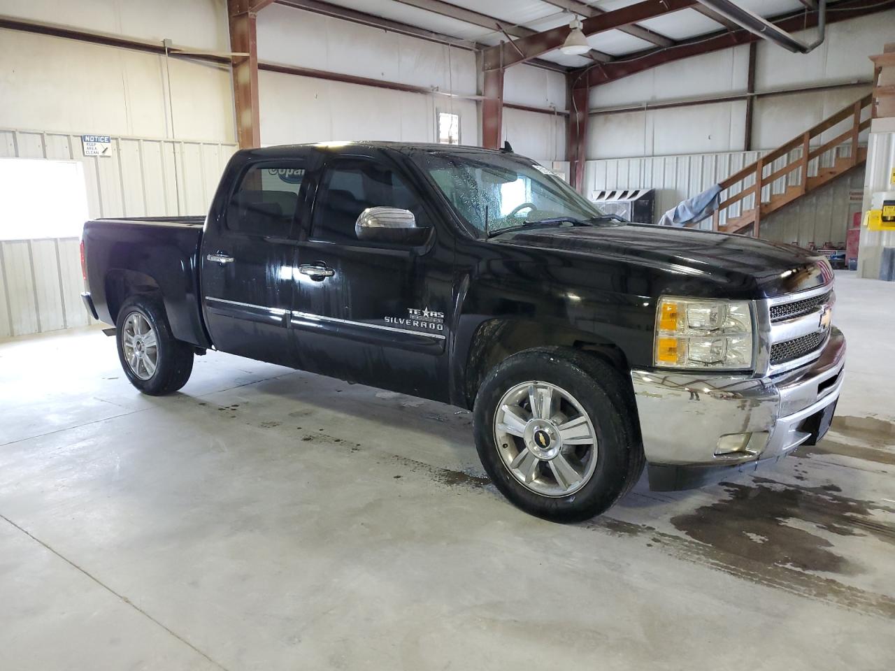 2013 Chevrolet Silverado C1500 Lt vin: 3GCPCSE02DG277745