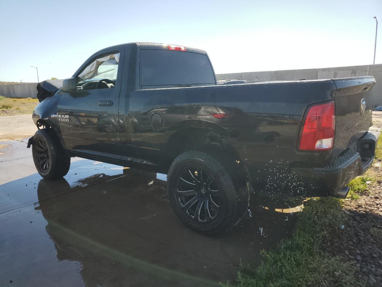 2017 Ram 1500 St vin: 3C6JR6AT1HG765061