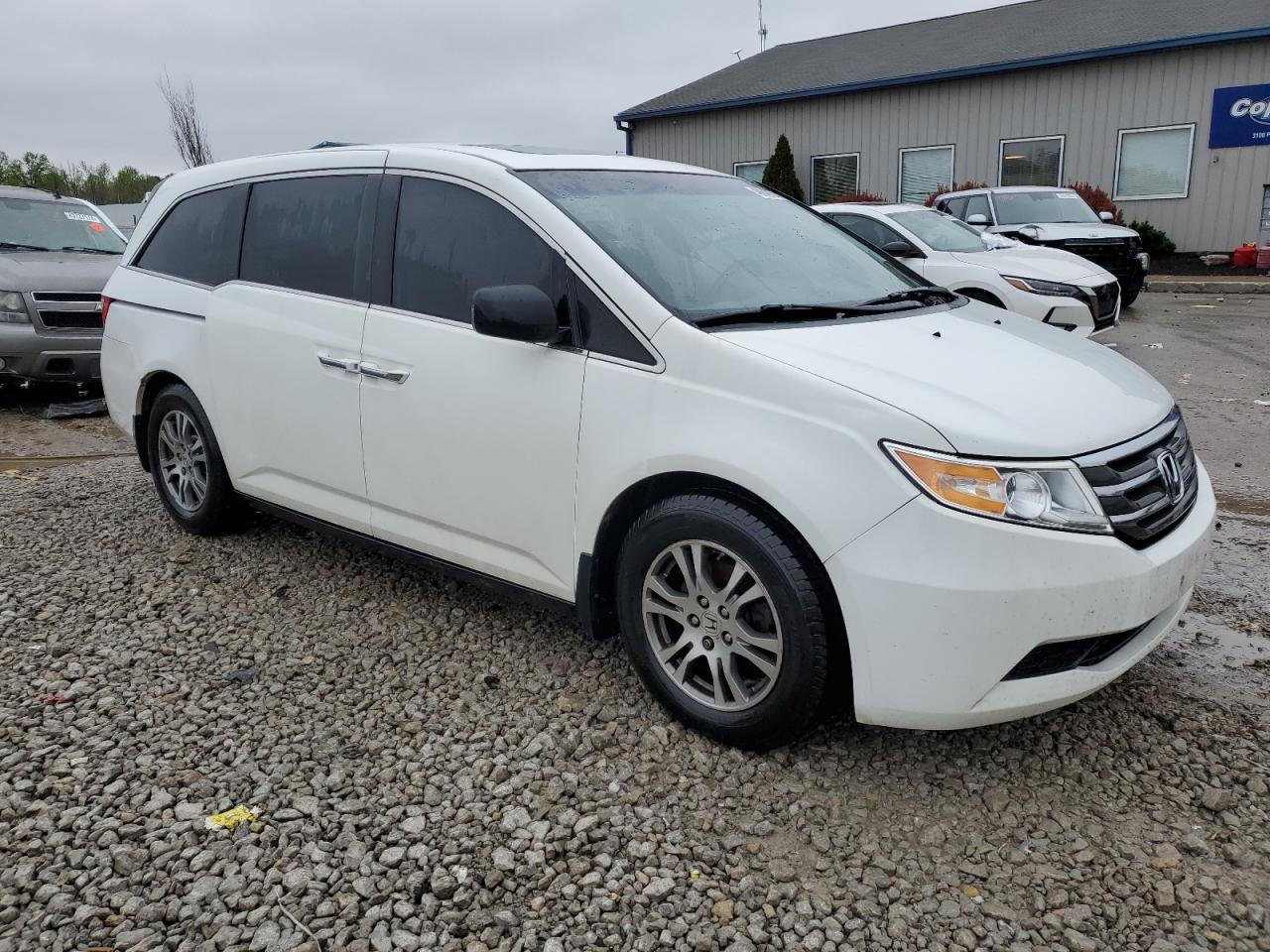 5FNRL5H69BB097272 2011 Honda Odyssey Exl