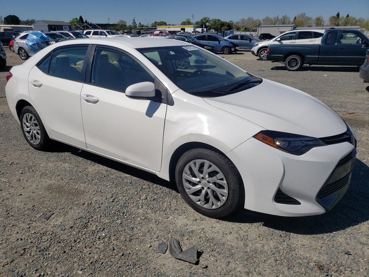 5YFBURHE8HP583257 2017 Toyota Corolla L