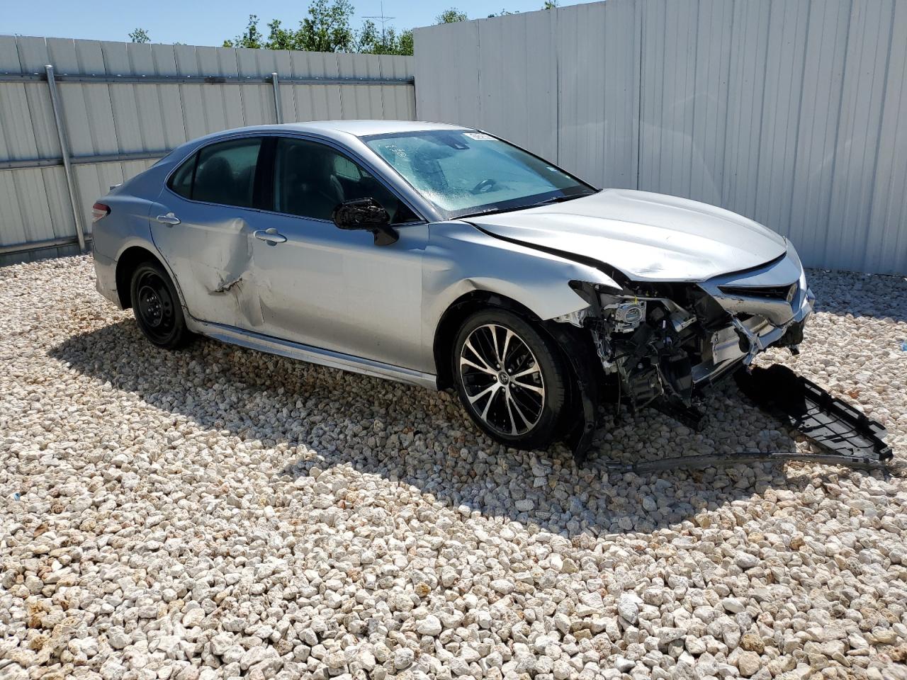 2020 Toyota Camry Se vin: 4T1G11AK6LU341817