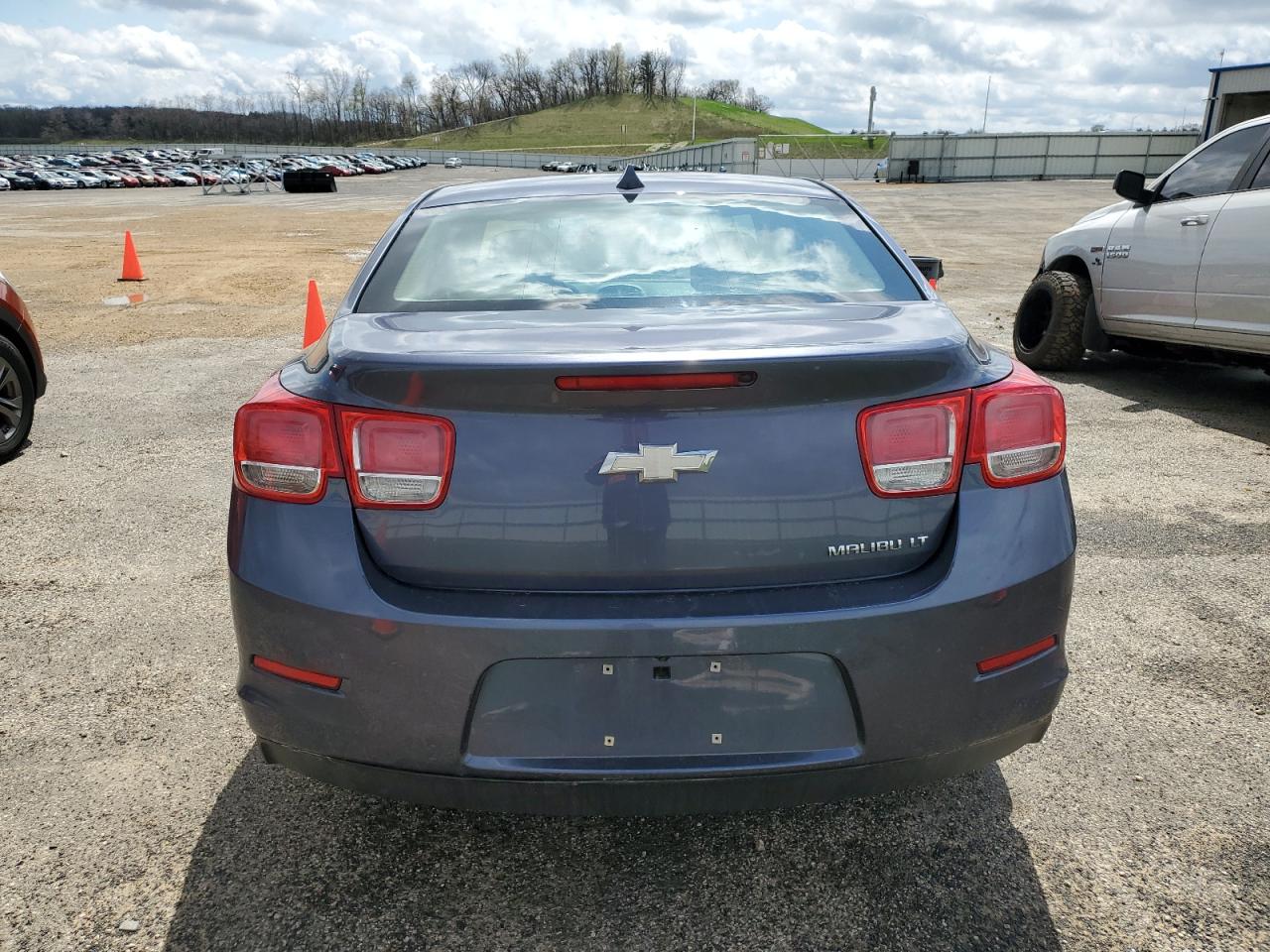 1G11E5SA5DF148486 2013 Chevrolet Malibu 2Lt