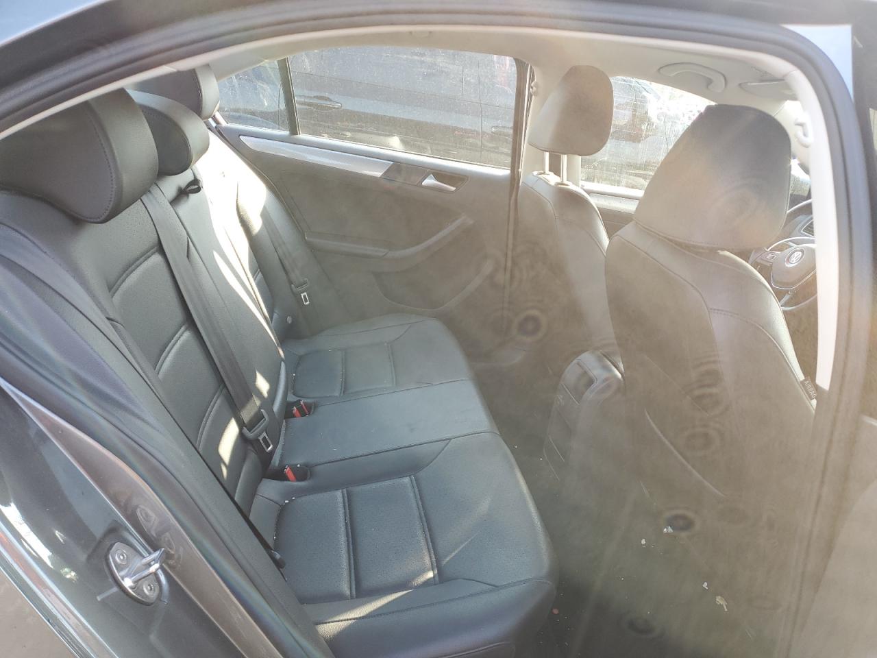 3VWDB7AJ9HM372986 2017 Volkswagen Jetta Se