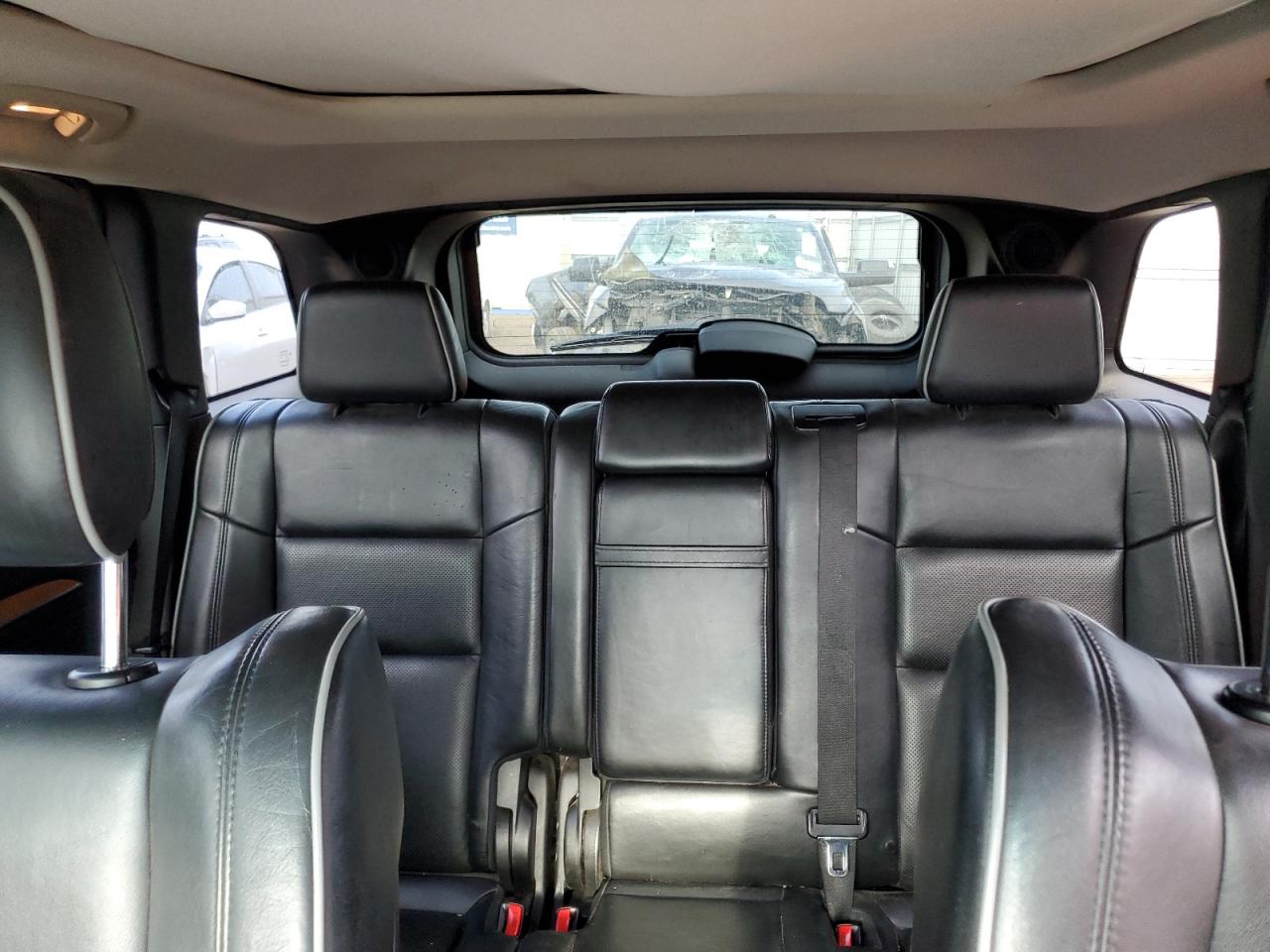 1J4RR6GGXBC608719 2011 Jeep Grand Cherokee Overland