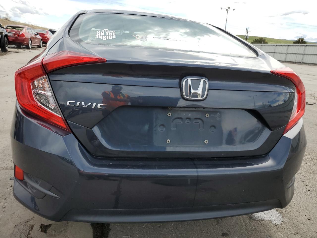 2HGFC2F5XJH579349 2018 Honda Civic Lx