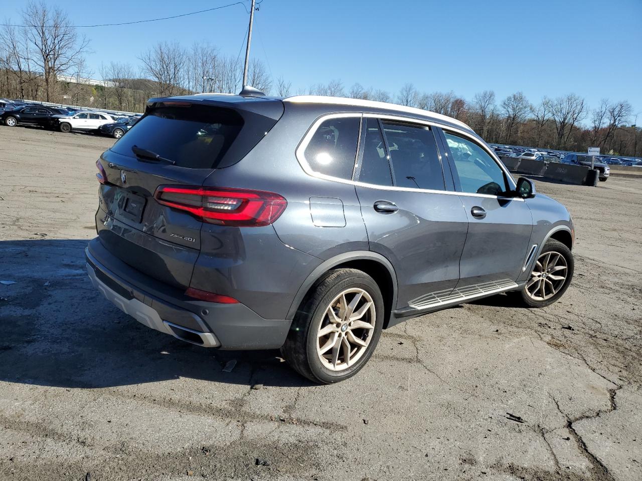 5UXCR6C04M9E05752 2021 BMW X5 xDrive40I