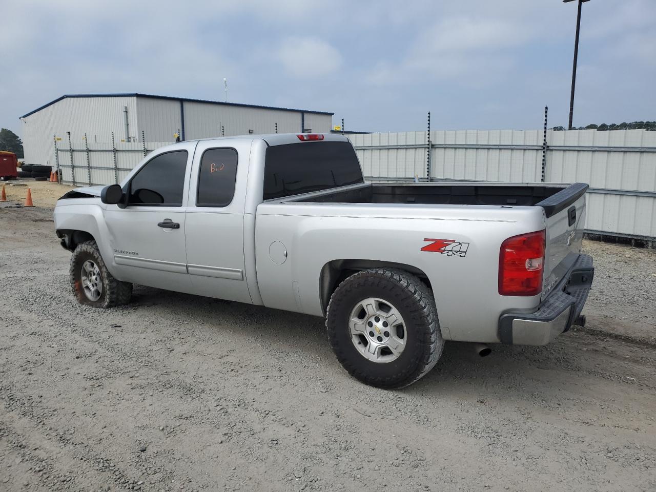 1GCRKSE33BZ139716 2011 Chevrolet Silverado K1500 Lt