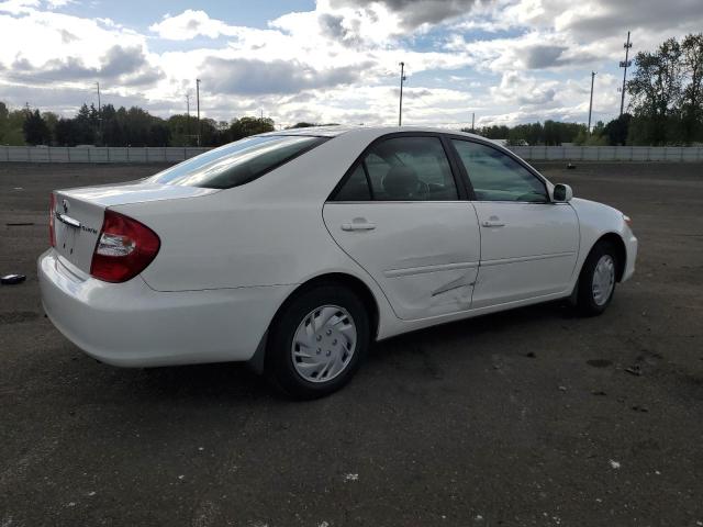 2004 Toyota Camry Le VIN: JTDBE32K340255161 Lot: 50160934