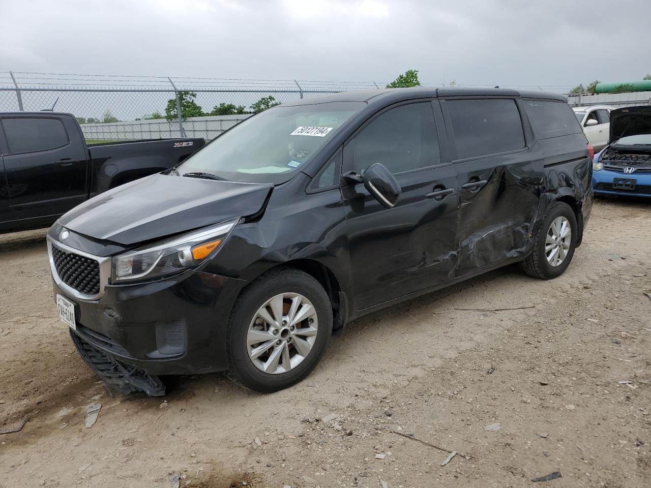 KNDMA5C10H6264764 2017 Kia Sedona L