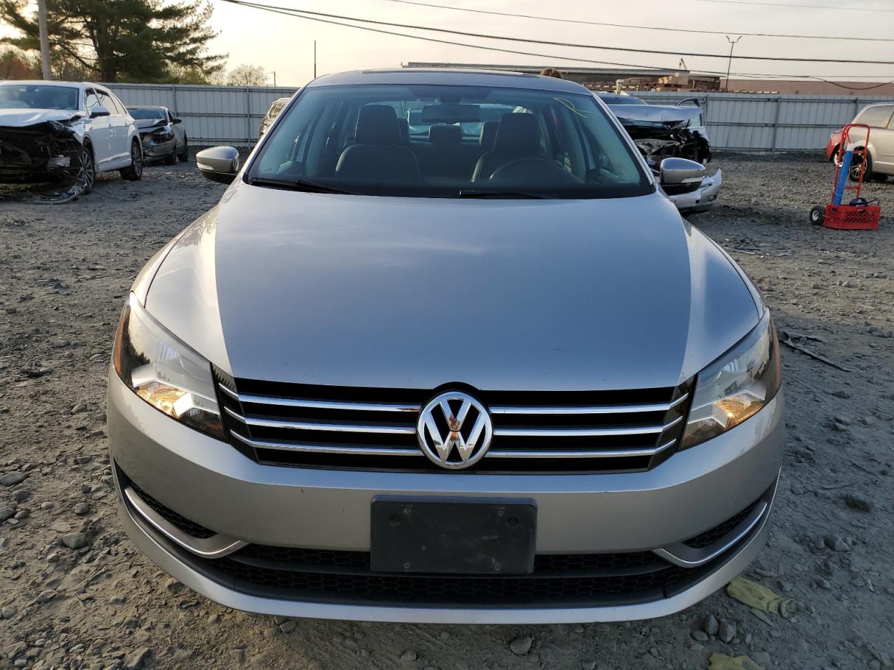 1VWBP7A33DC091689 2013 Volkswagen Passat Se