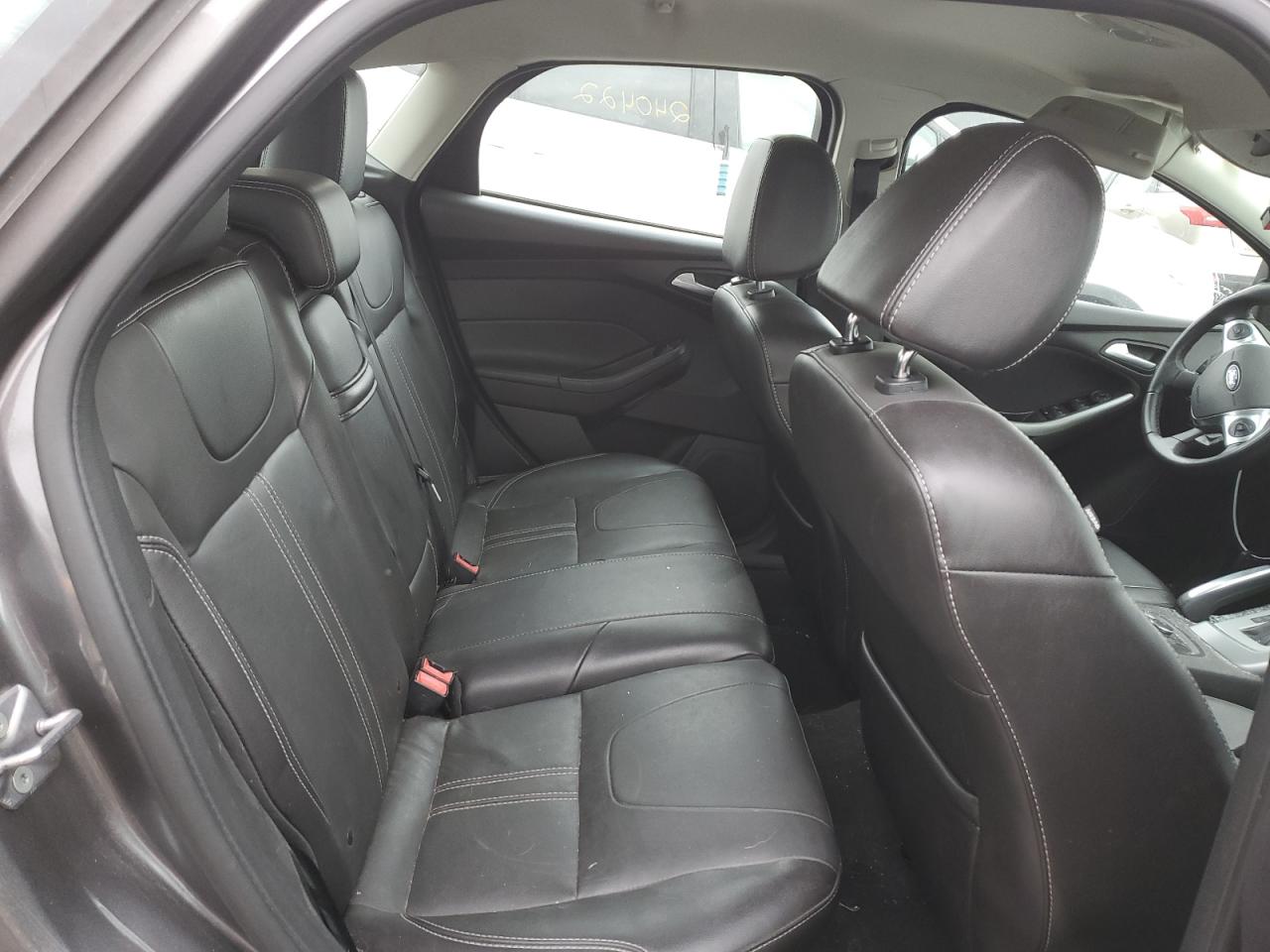 1FADP3K2XDL306128 2013 Ford Focus Se