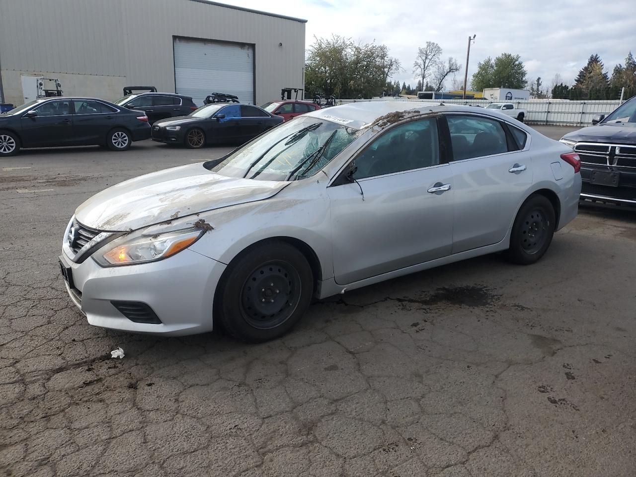 1N4AL3AP1HN303785 2017 Nissan Altima 2.5