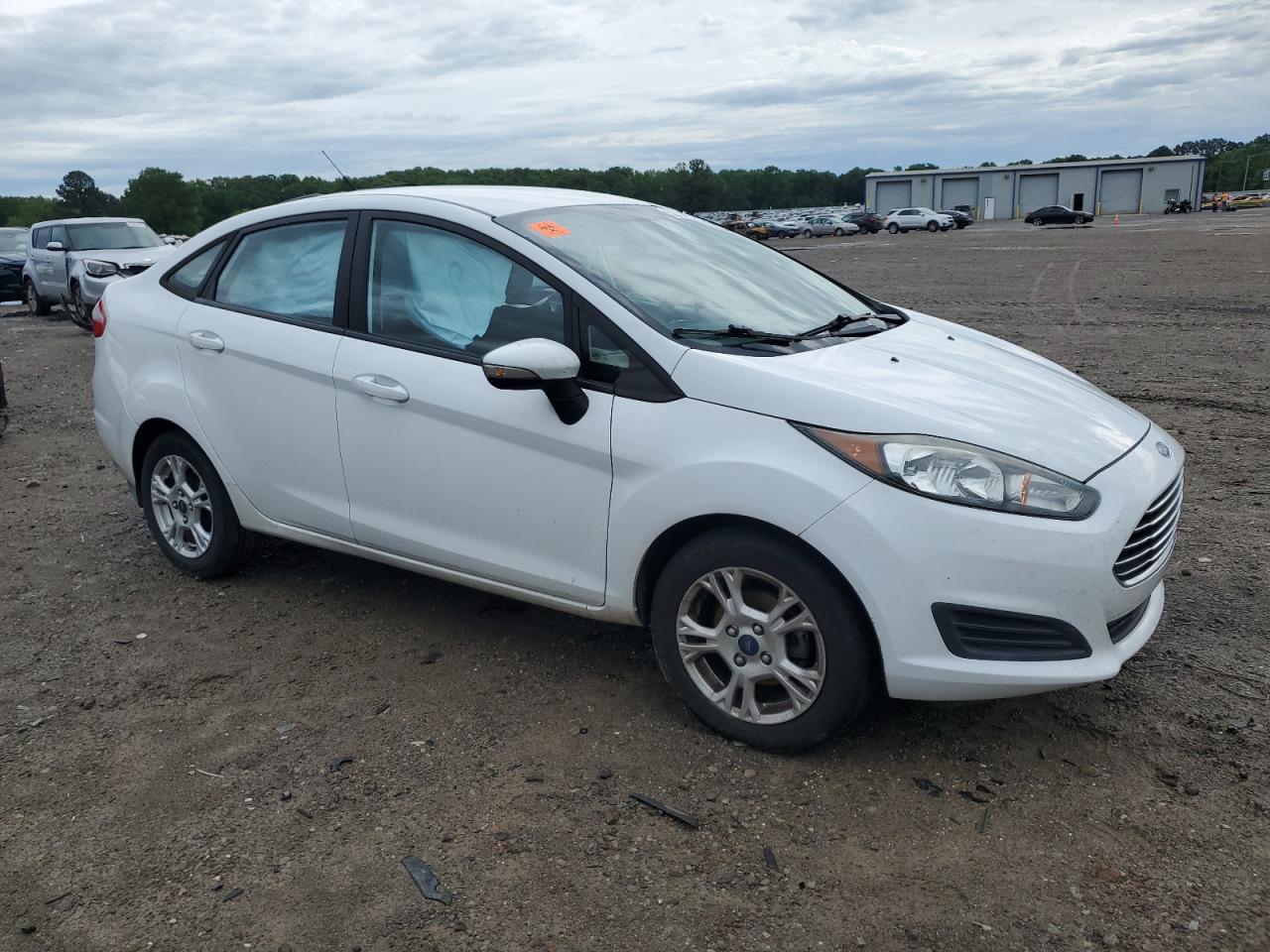 3FADP4BJXFM213401 2015 Ford Fiesta Se