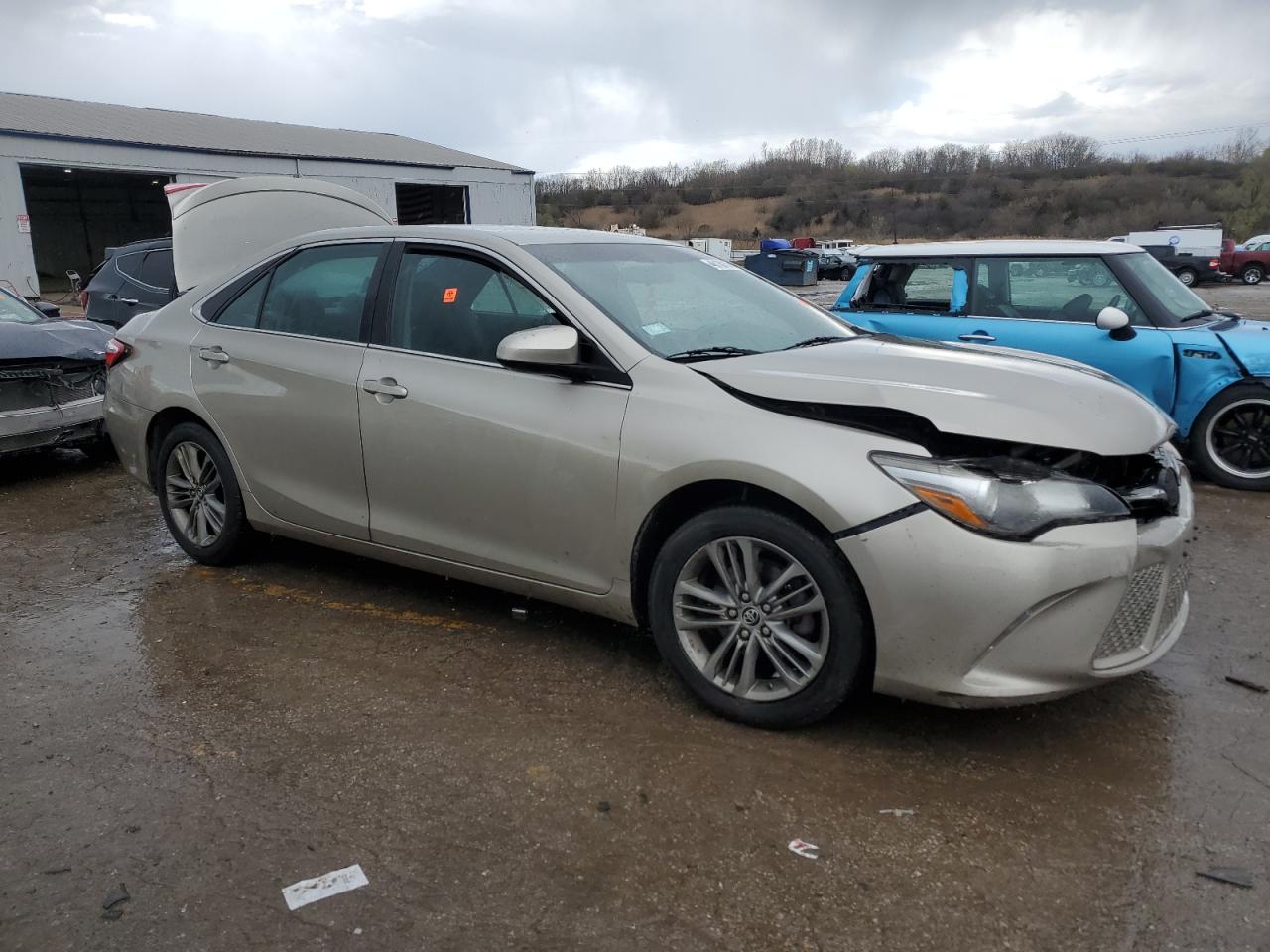 2016 Toyota Camry Le vin: 4T1BF1FK4GU511599