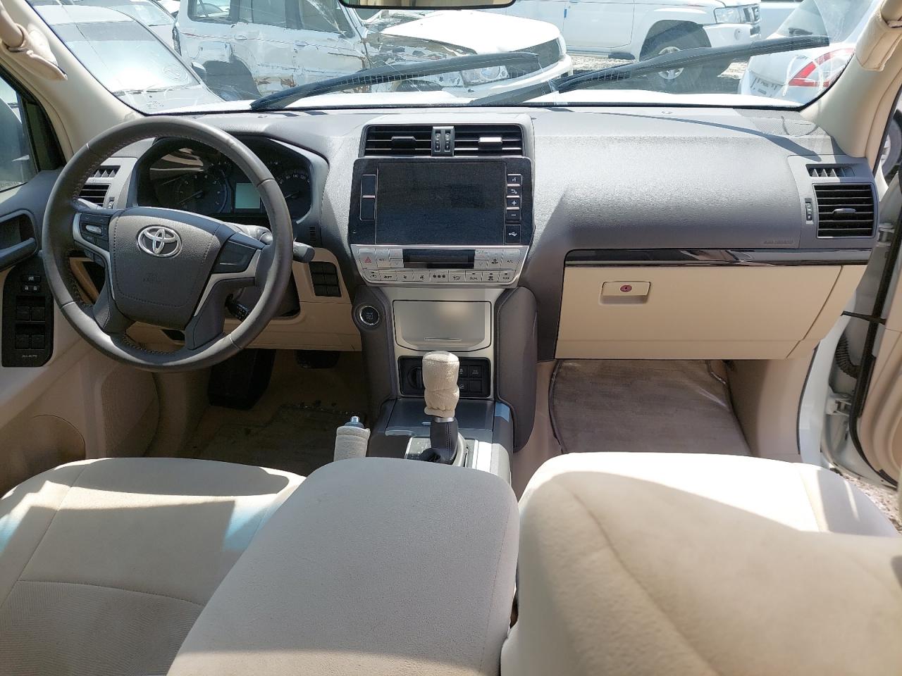 JTEBU3FJ4P5097260 Auction: COPART UAE Lot: 52362204 Location: DUBAI INDUSTRIAL CITY - DUBAI JTEBU3FJ4P5097260 TOYOTA PRADO 2023 WHITE Photo 14