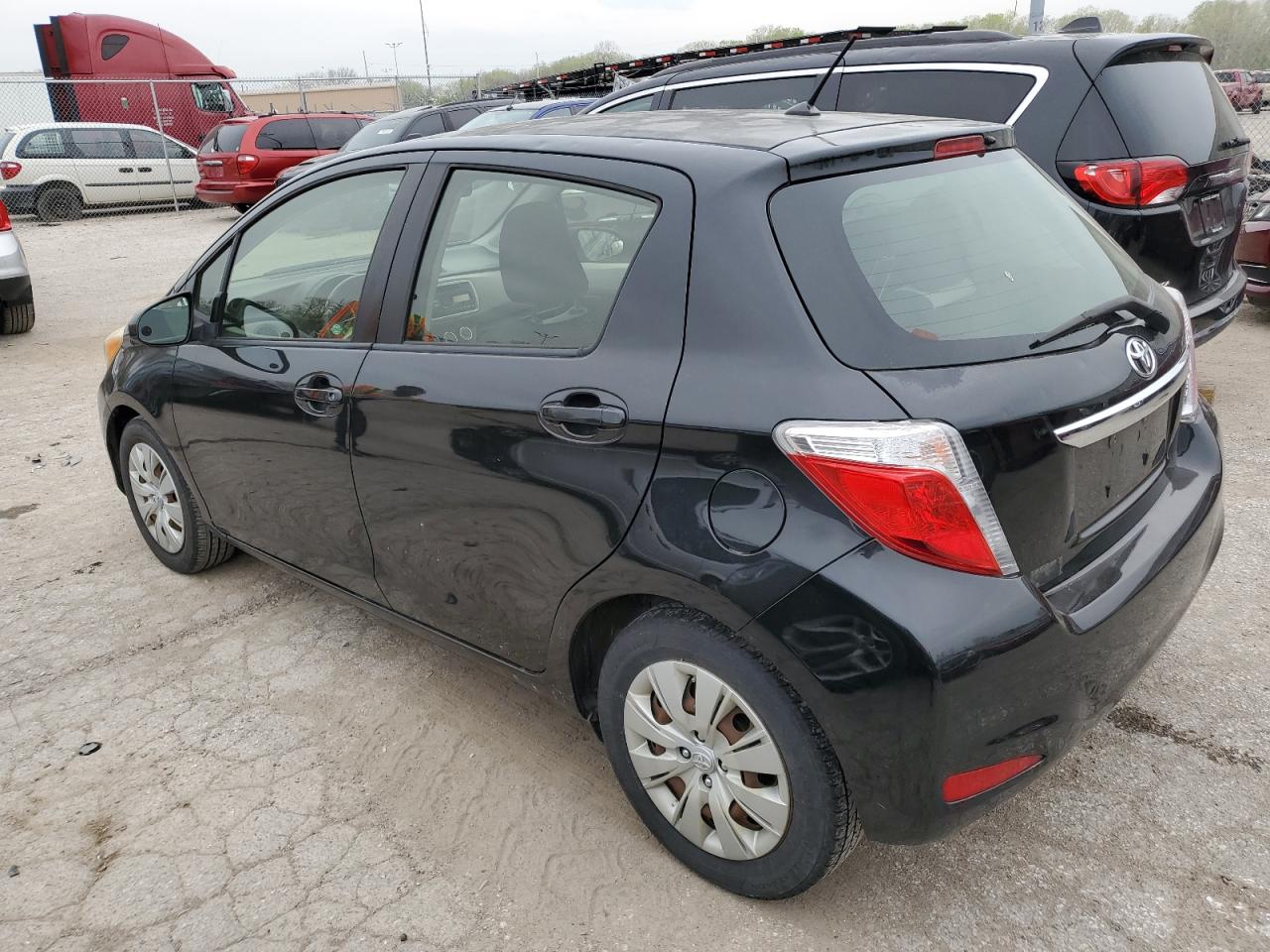 JTDKTUD3XCD530355 2012 Toyota Yaris