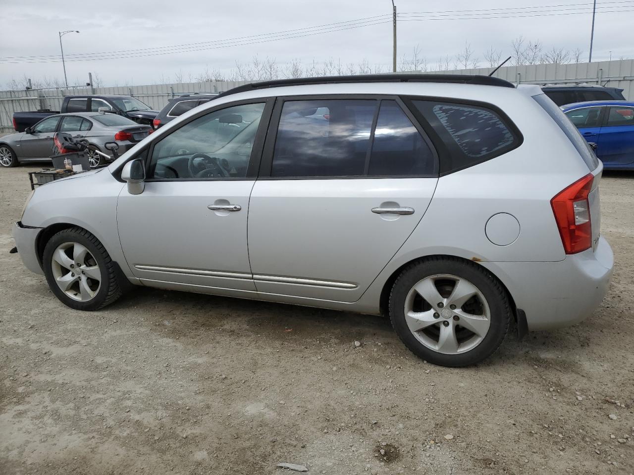 KNAFG525687123541 2008 Kia Rondo Base