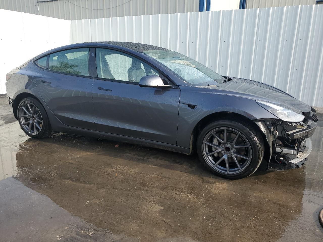 5YJ3E1EA5NF287060 2022 Tesla Model 3