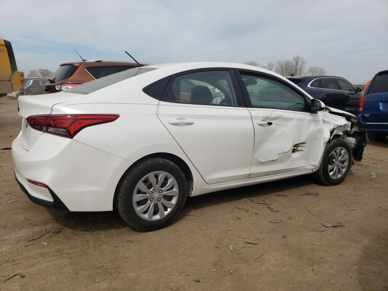 3KPC24A34JE032272 2018 Hyundai Accent Se