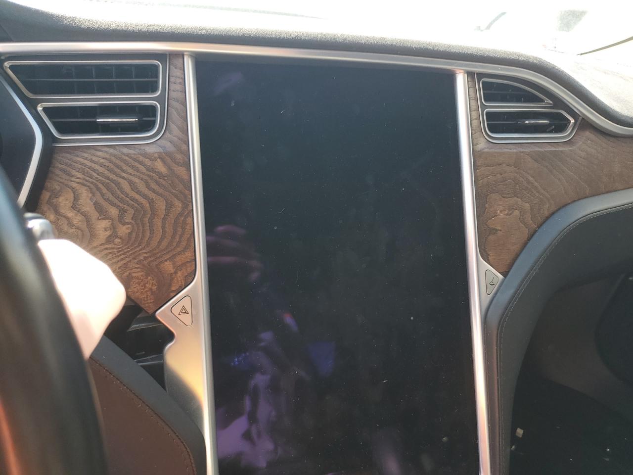 5YJSA1E27HF190446 2017 Tesla Model S