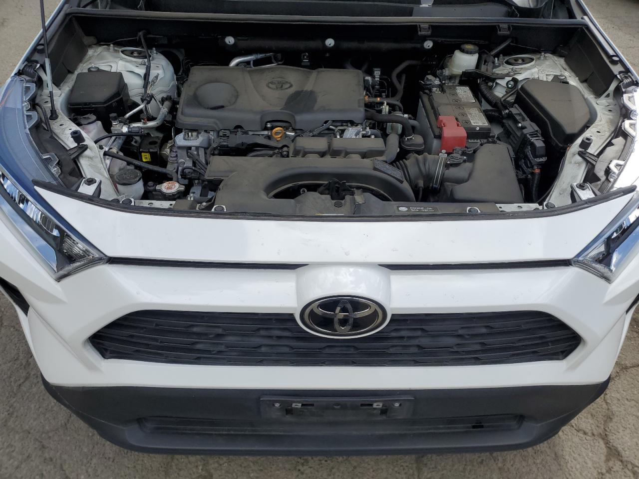 2T3P1RFV4MC165846 2021 Toyota Rav4 Xle