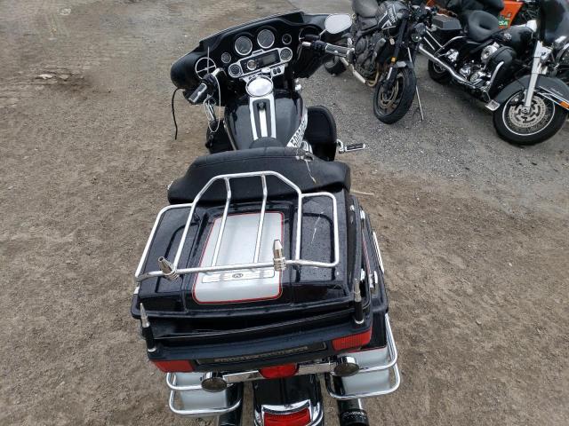 2010 HARLEY-DAVIDSON FLHTCU 1HD1FC413AB627352