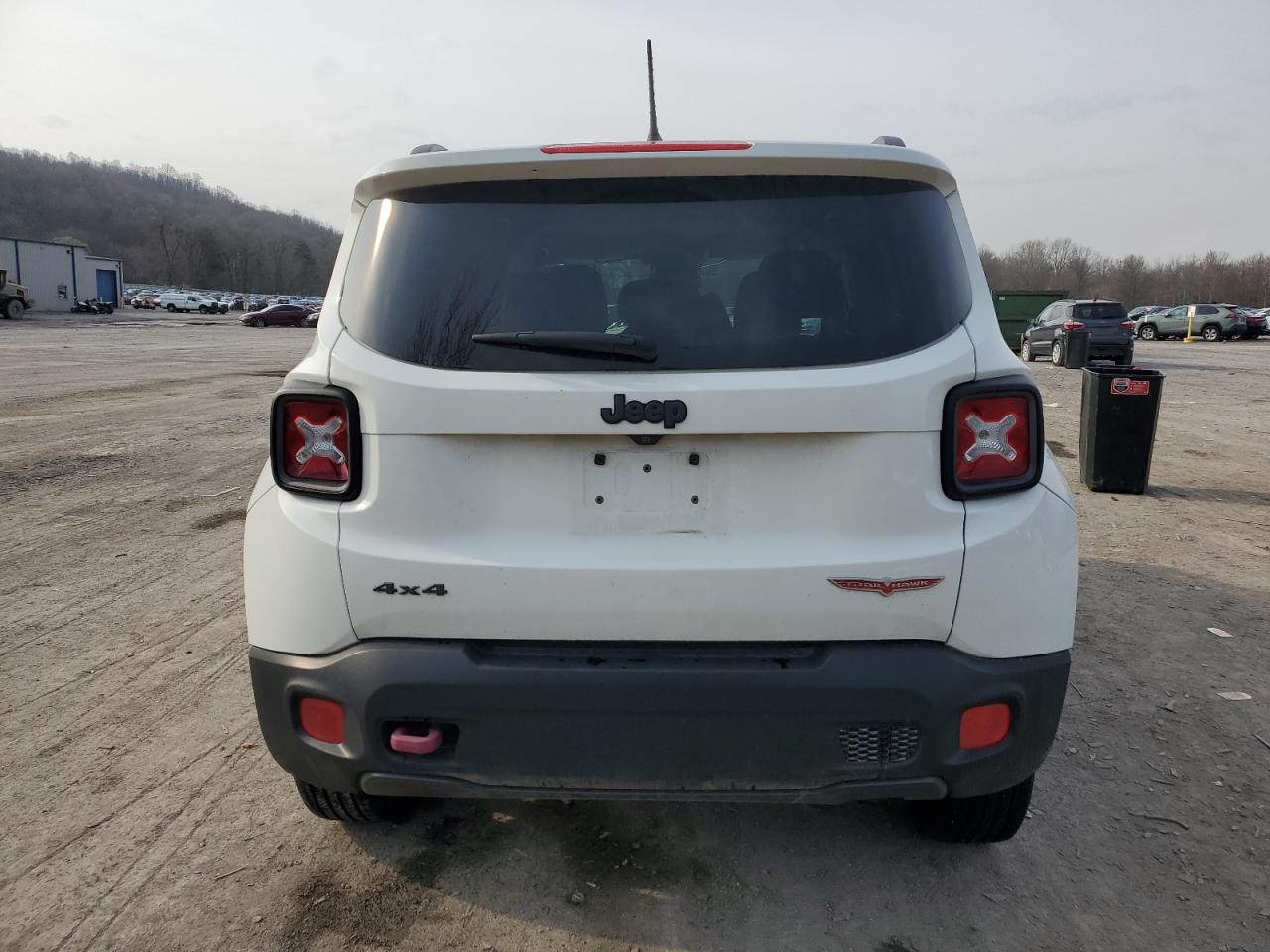 ZACCJBCB6HPF32054 2017 Jeep Renegade Trailhawk