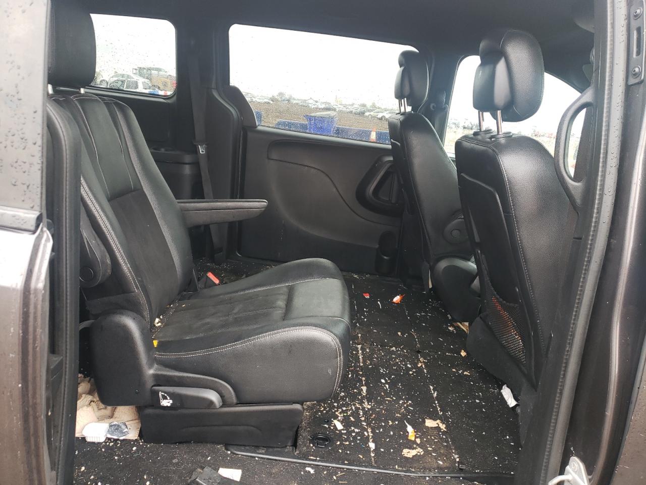 2C4RDGCG7GR118205 2016 Dodge Grand Caravan Sxt