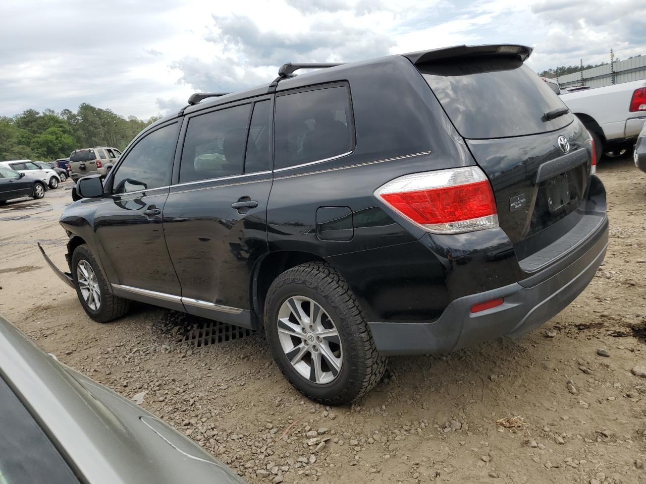 5TDZK3EH8BS047181 2011 Toyota Highlander Base