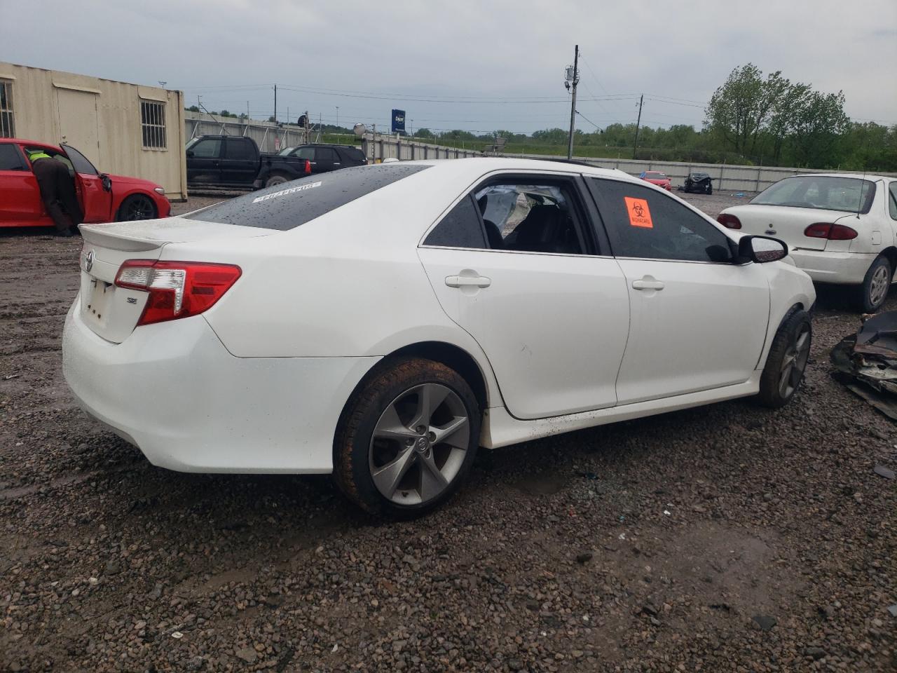 4T1BF1FK0CU631586 2012 Toyota Camry Base