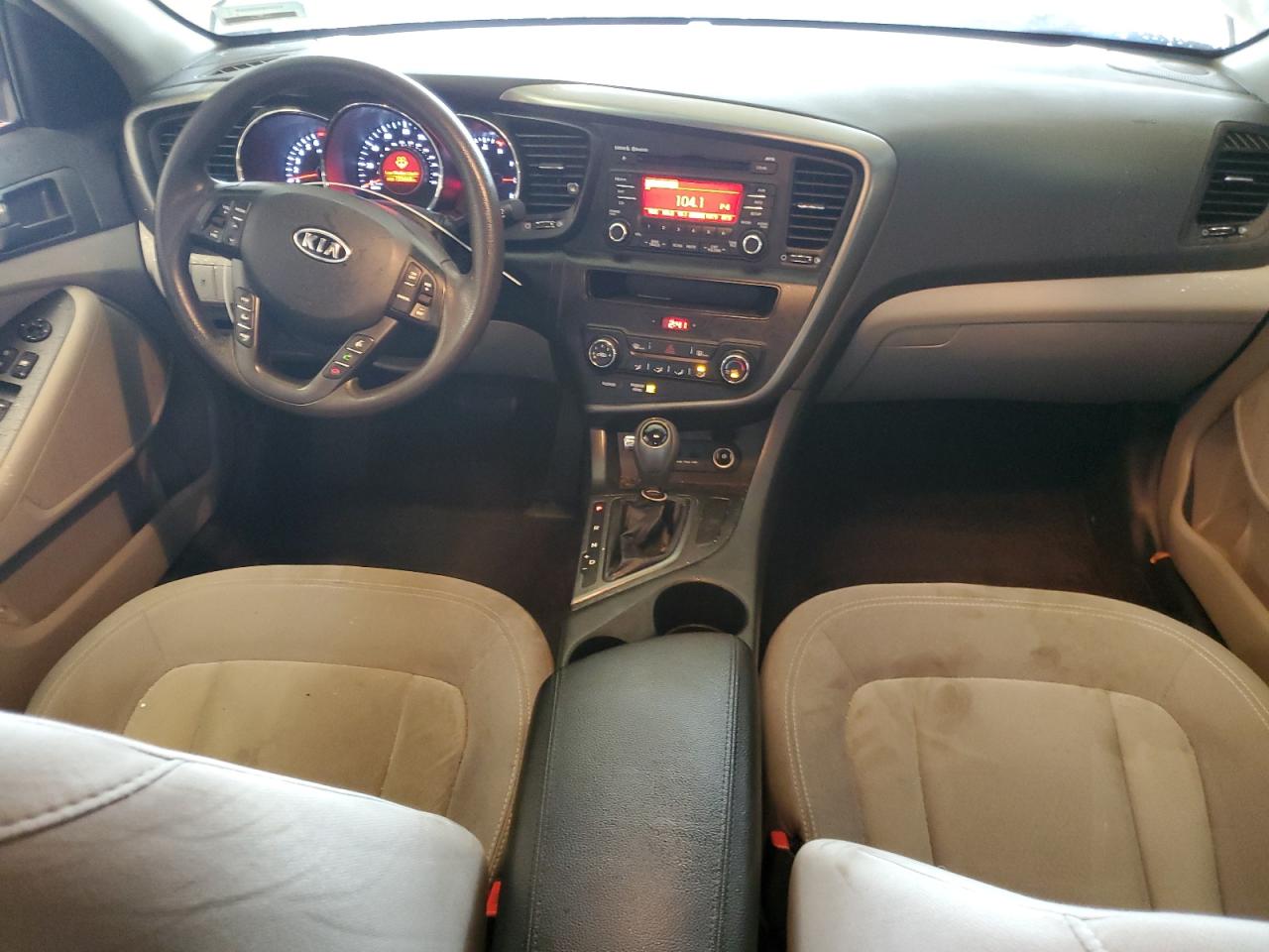 KNAGM4A74B5170970 2011 Kia Optima Lx