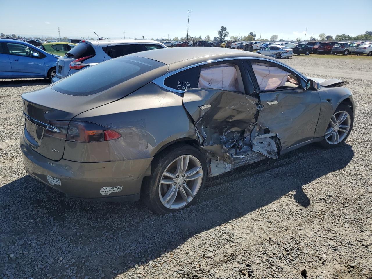 5YJSA1E19FF103733 2015 Tesla Model S