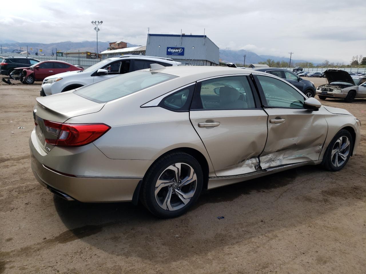 1HGCV2F55JA033621 2018 Honda Accord Exl