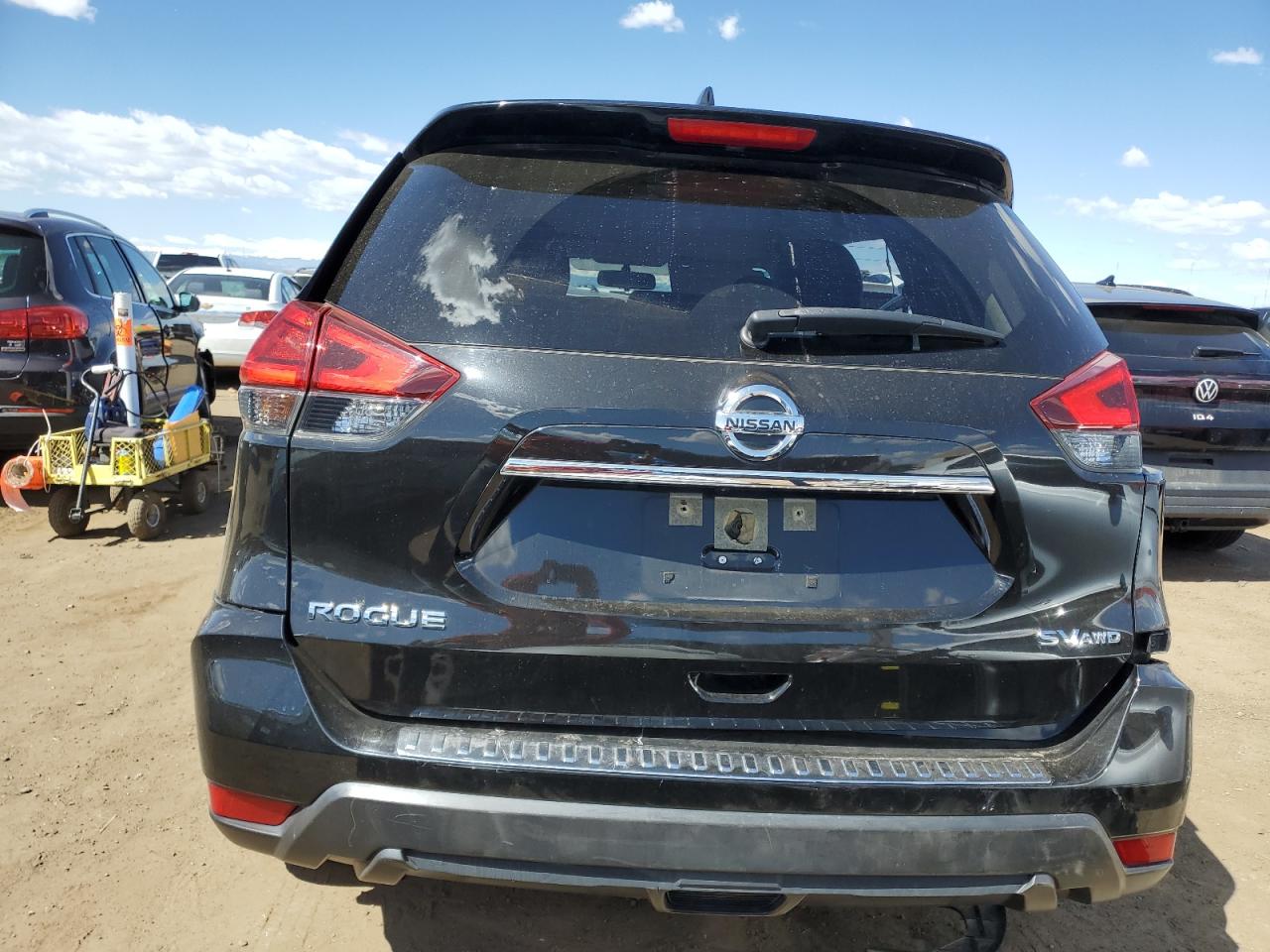 JN8AT2MV2HW000804 2017 Nissan Rogue S