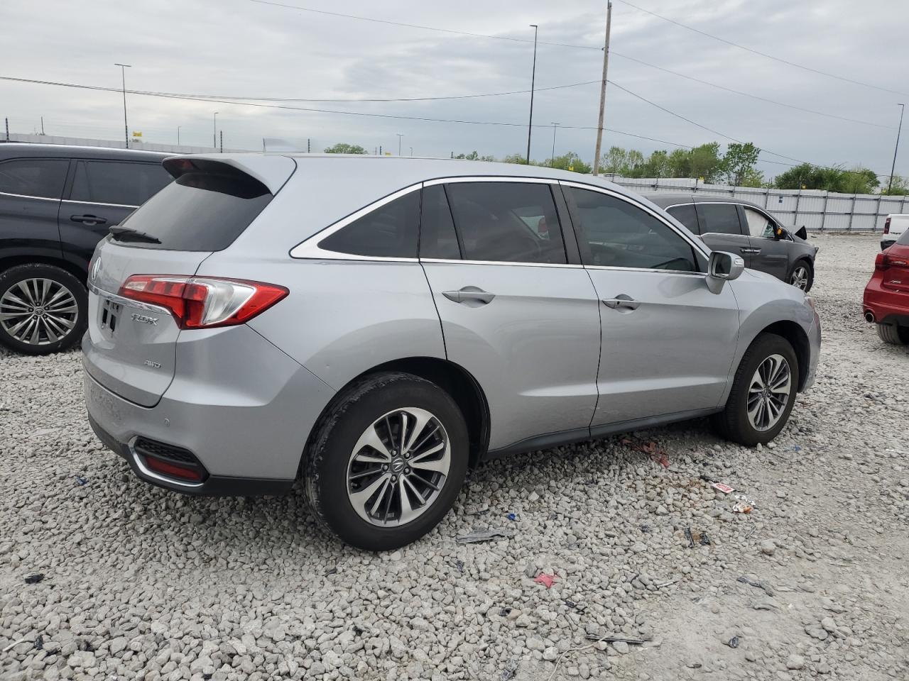 5J8TB4H71HL014095 2017 Acura Rdx Advance