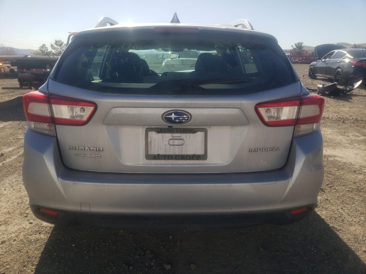 4S3GTAB65J3750989 2018 Subaru Impreza Premium