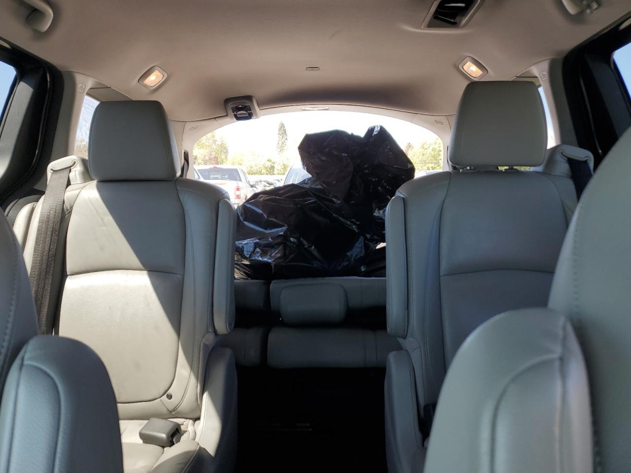 5FNRL6H76KB056452 2019 Honda Odyssey Exl