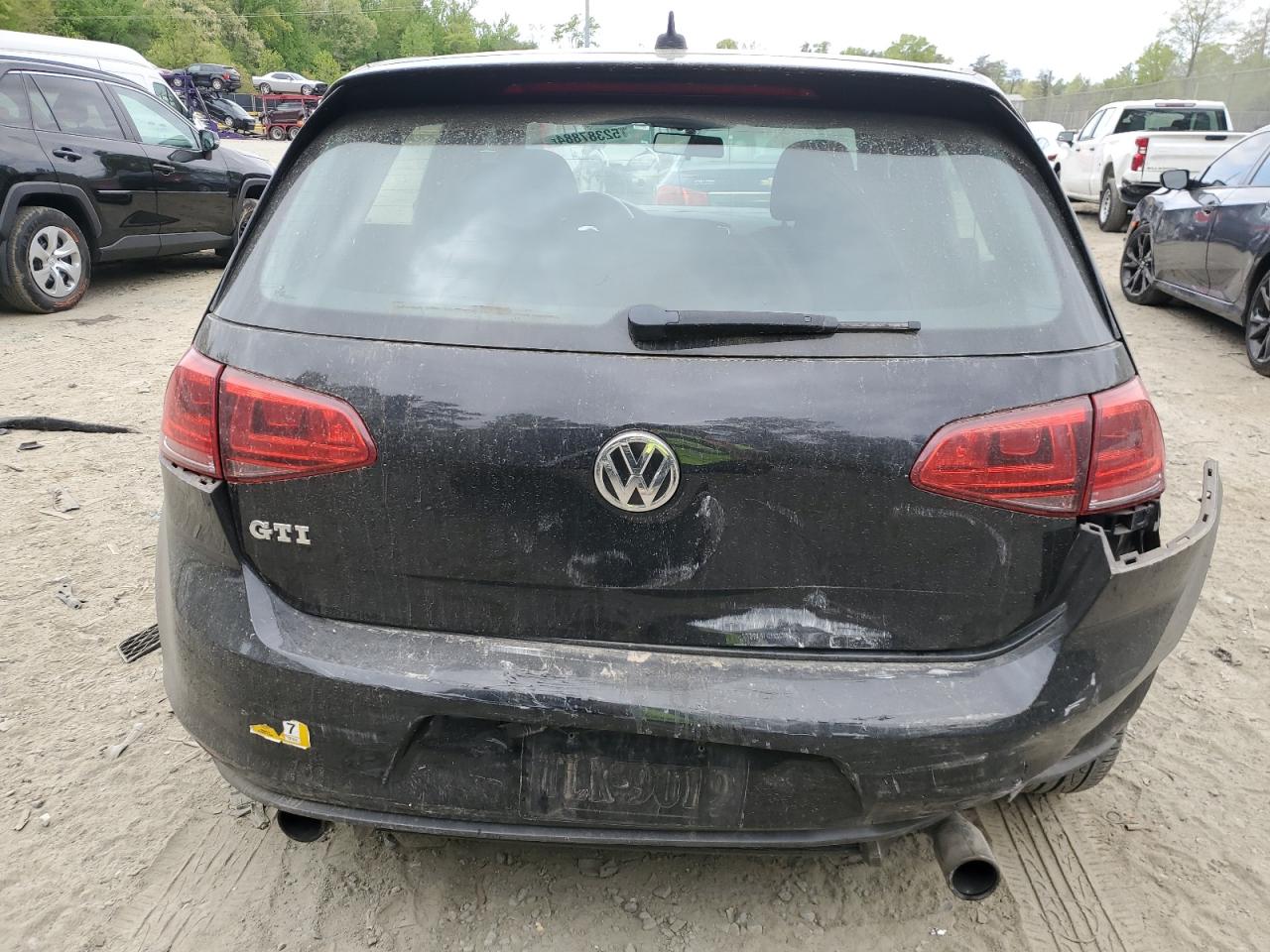 3VW4T7AU4GM030951 2016 Volkswagen Gti S/Se