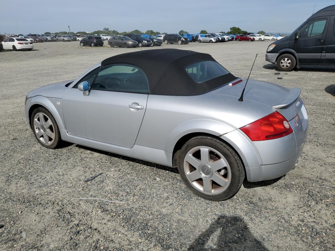 TRUTX28N521006318 2002 Audi Tt