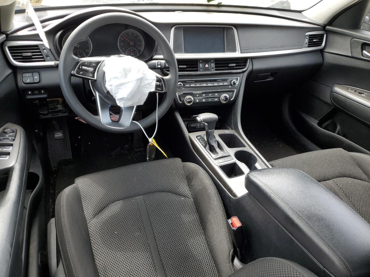 5XXGT4L39KG353387 2019 Kia Optima Lx