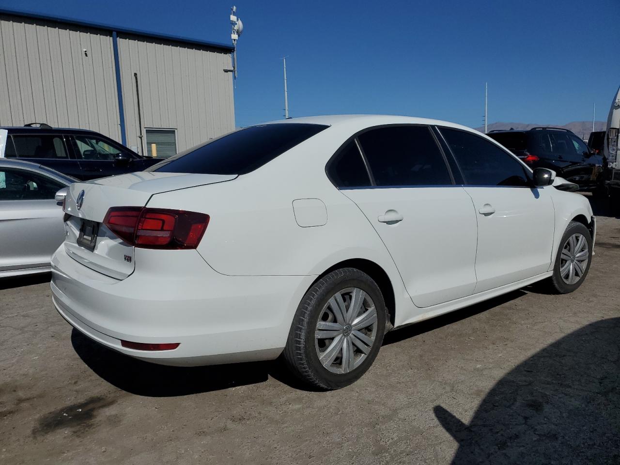 2017 Volkswagen Jetta S vin: 3VW2B7AJ0HM400052