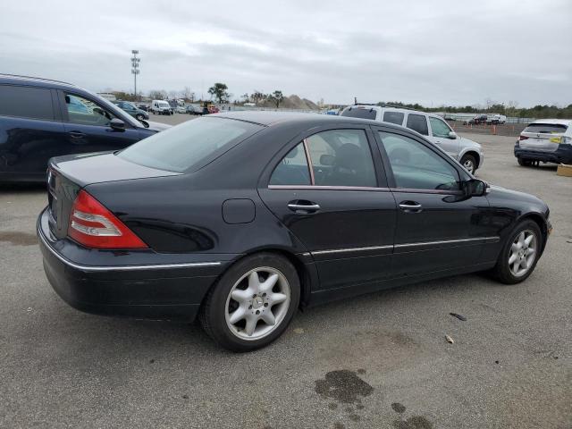 2004 Mercedes-Benz C 240 VIN: WDBRF61JX4F447985 Lot: 50408654