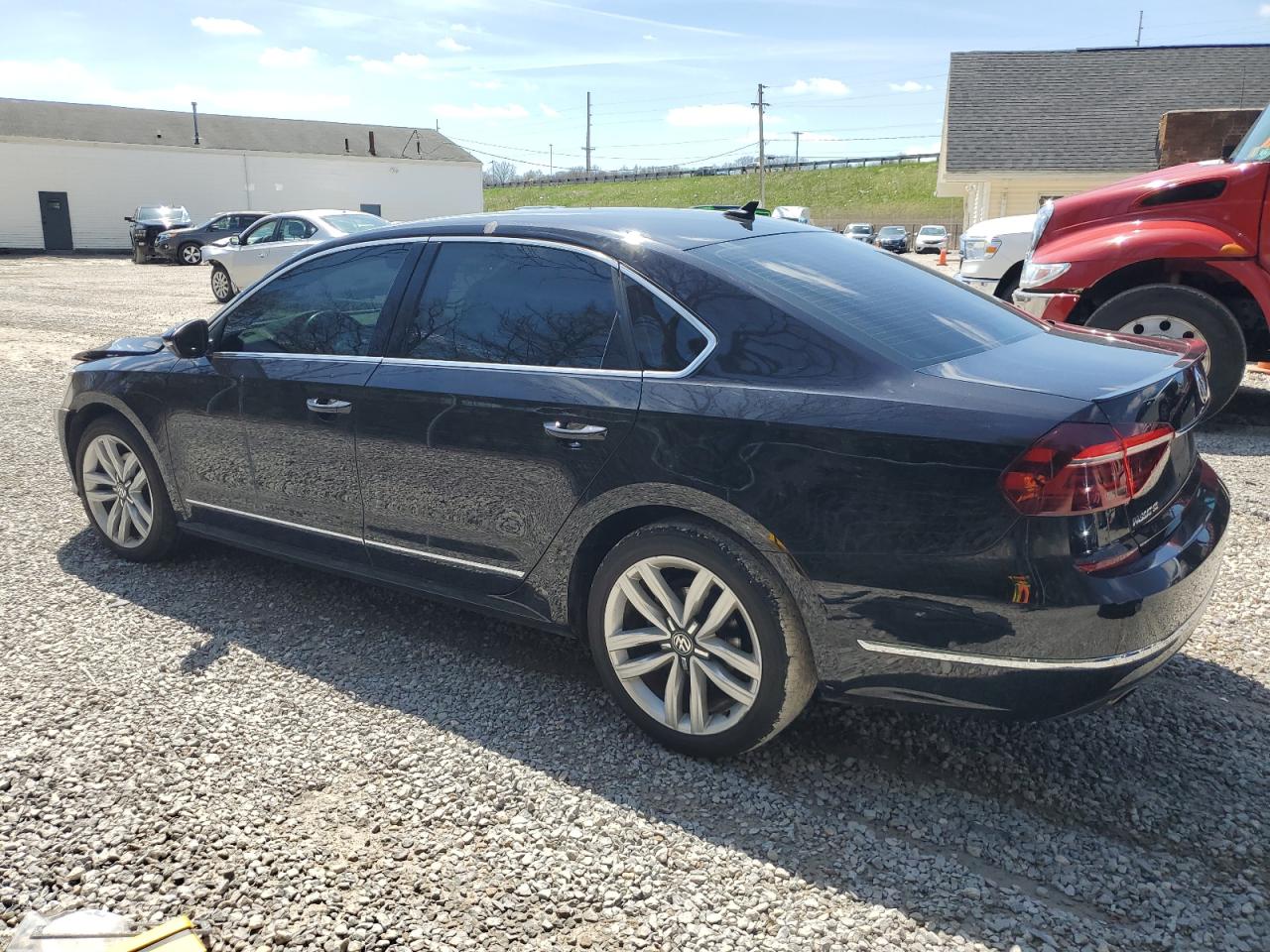 1VWGT7A37HC053874 2017 Volkswagen Passat Se