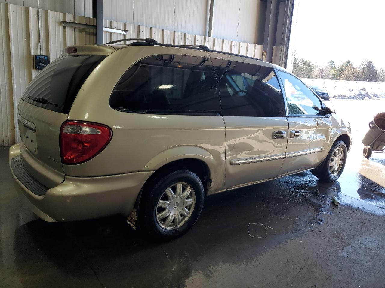 2A4GP54L87R261818 2007 Chrysler Town & Country Touring