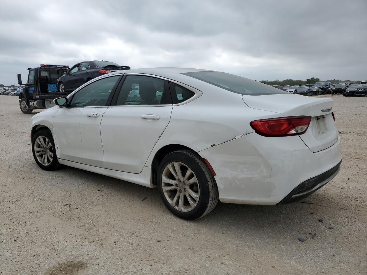 1C3CCCAB7FN623119 2015 Chrysler 200 Limited