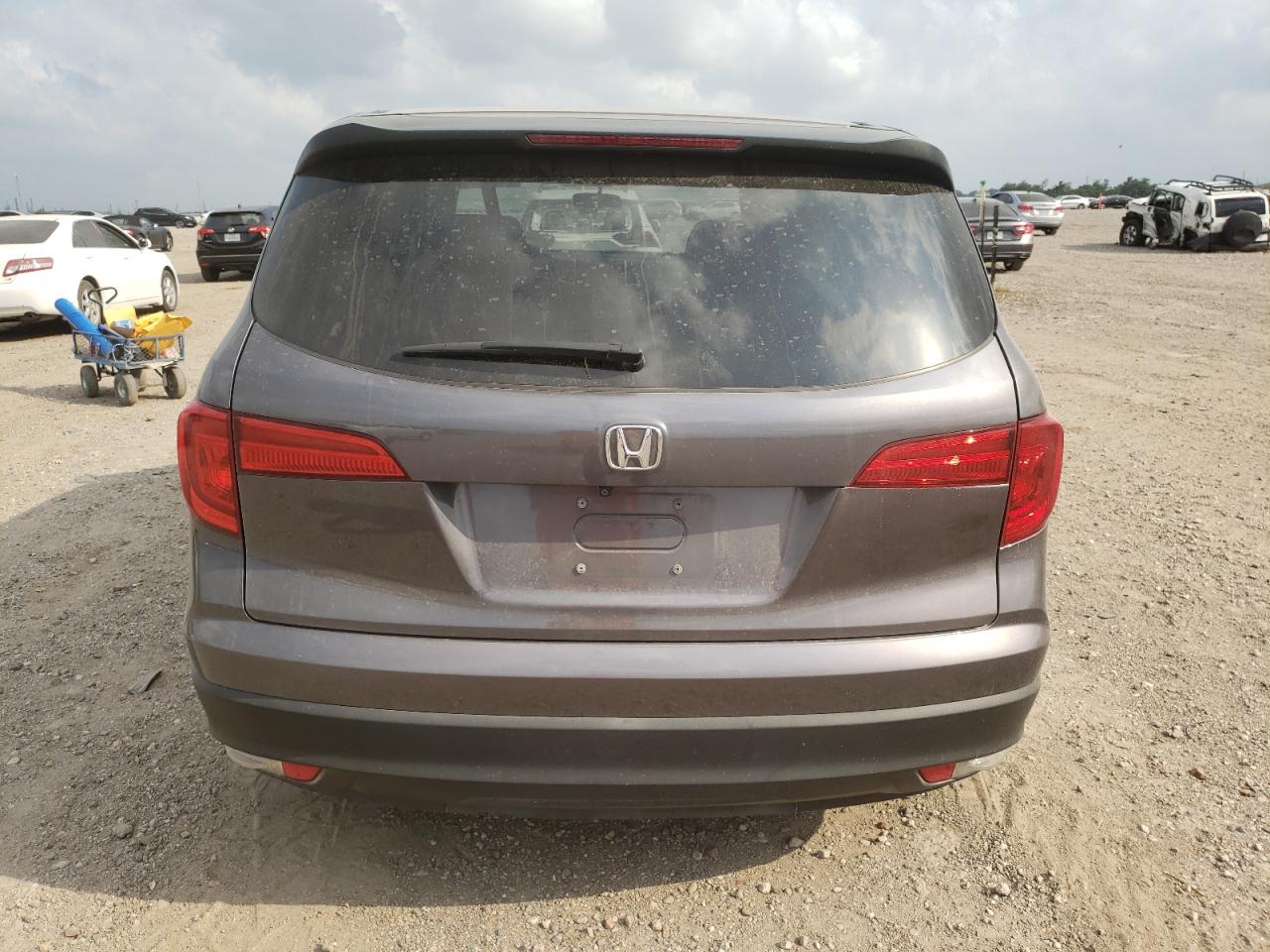 5FNYF5H10HB041298 2017 Honda Pilot Lx