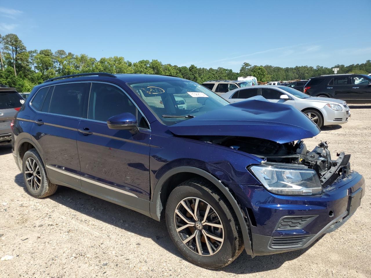 3VV3B7AXXMM102759 2021 Volkswagen Tiguan Se
