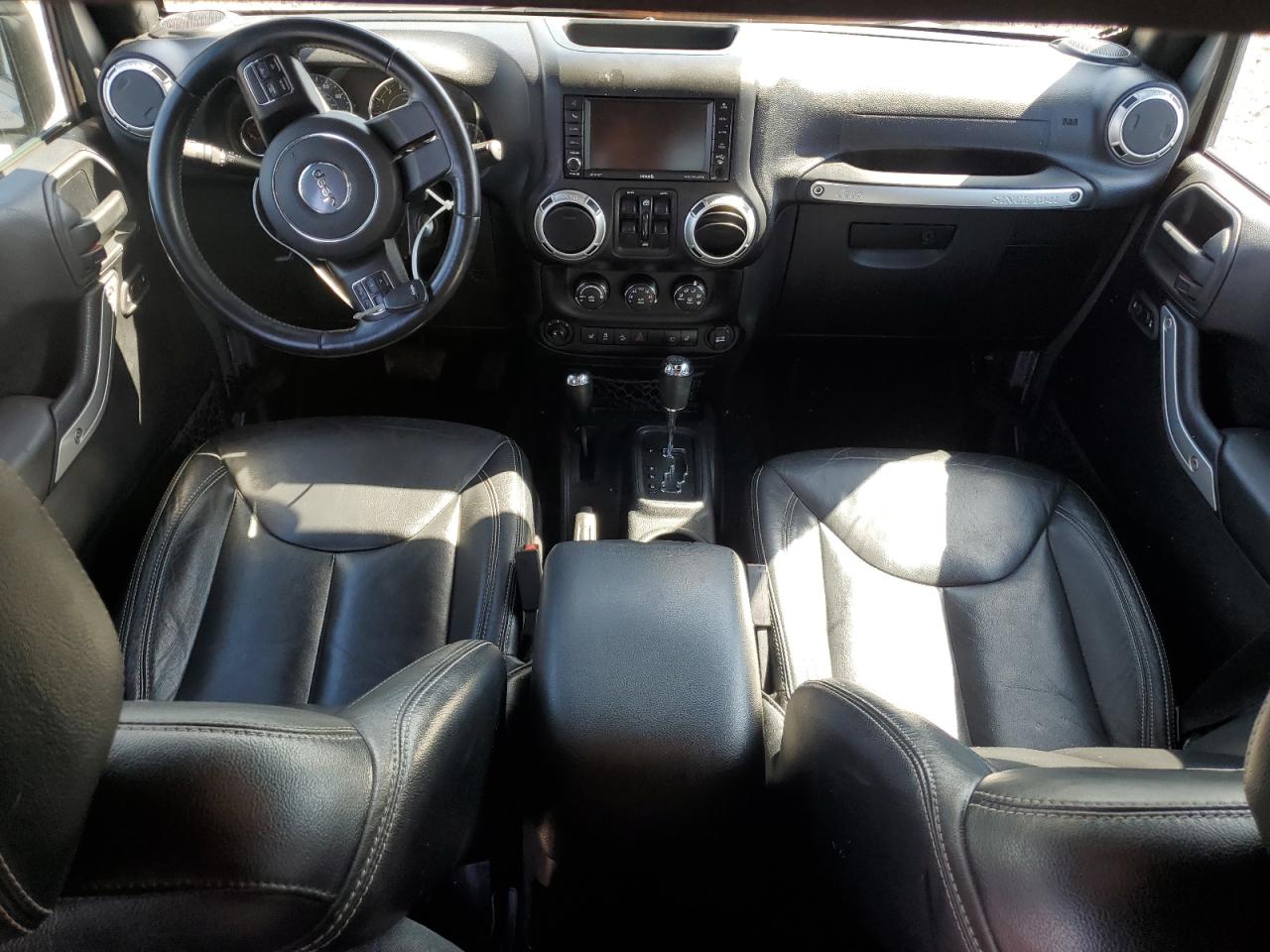 1C4BJWEGXGL261420 2016 Jeep Wrangler Unlimited Sahara