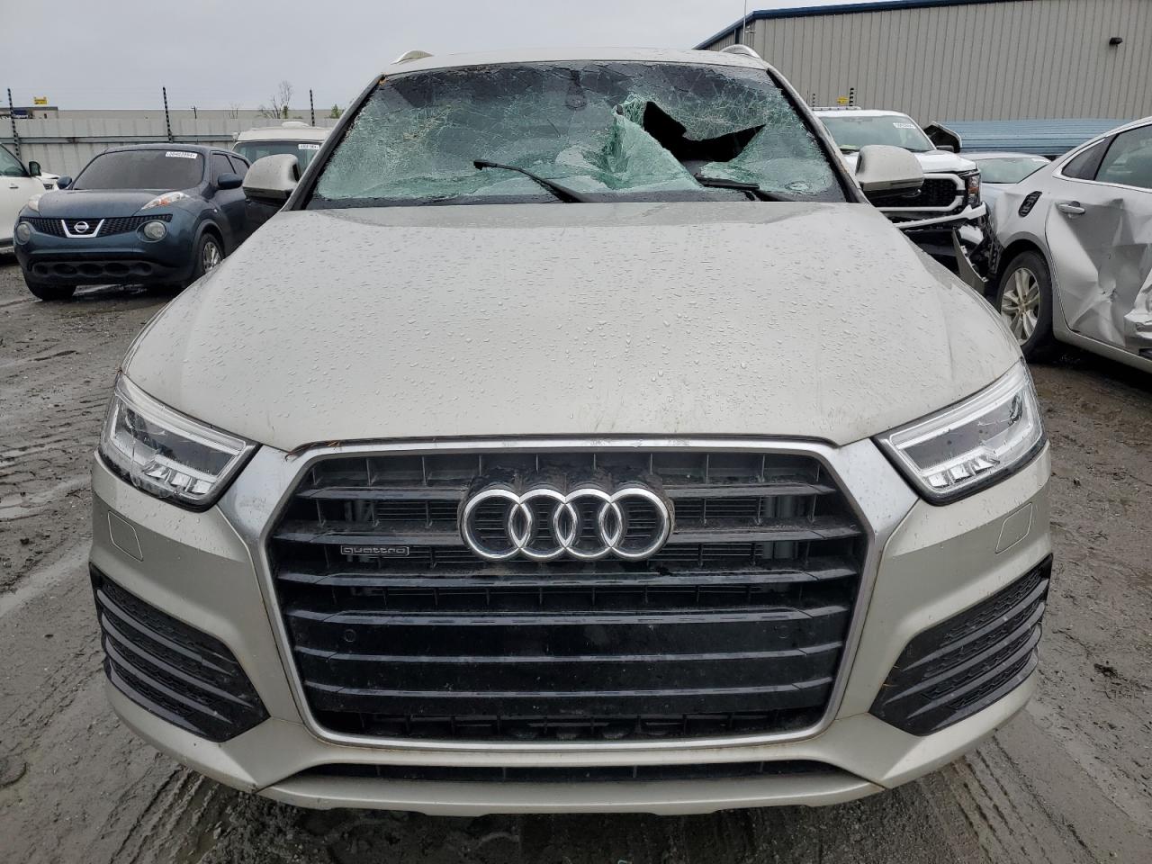 WA1JCCFSXJR010712 2018 Audi Q3 Premium Plus