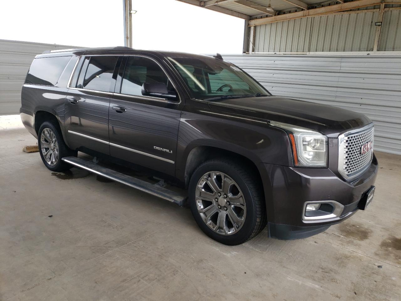 2015 GMC Yukon Xl Denali vin: 1GKS1JKJ8FR671989